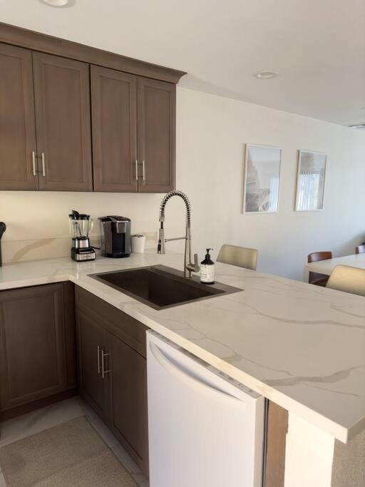 أنهايم Modern Retreat 1 Mi. From Disney المظهر الخارجي الصورة